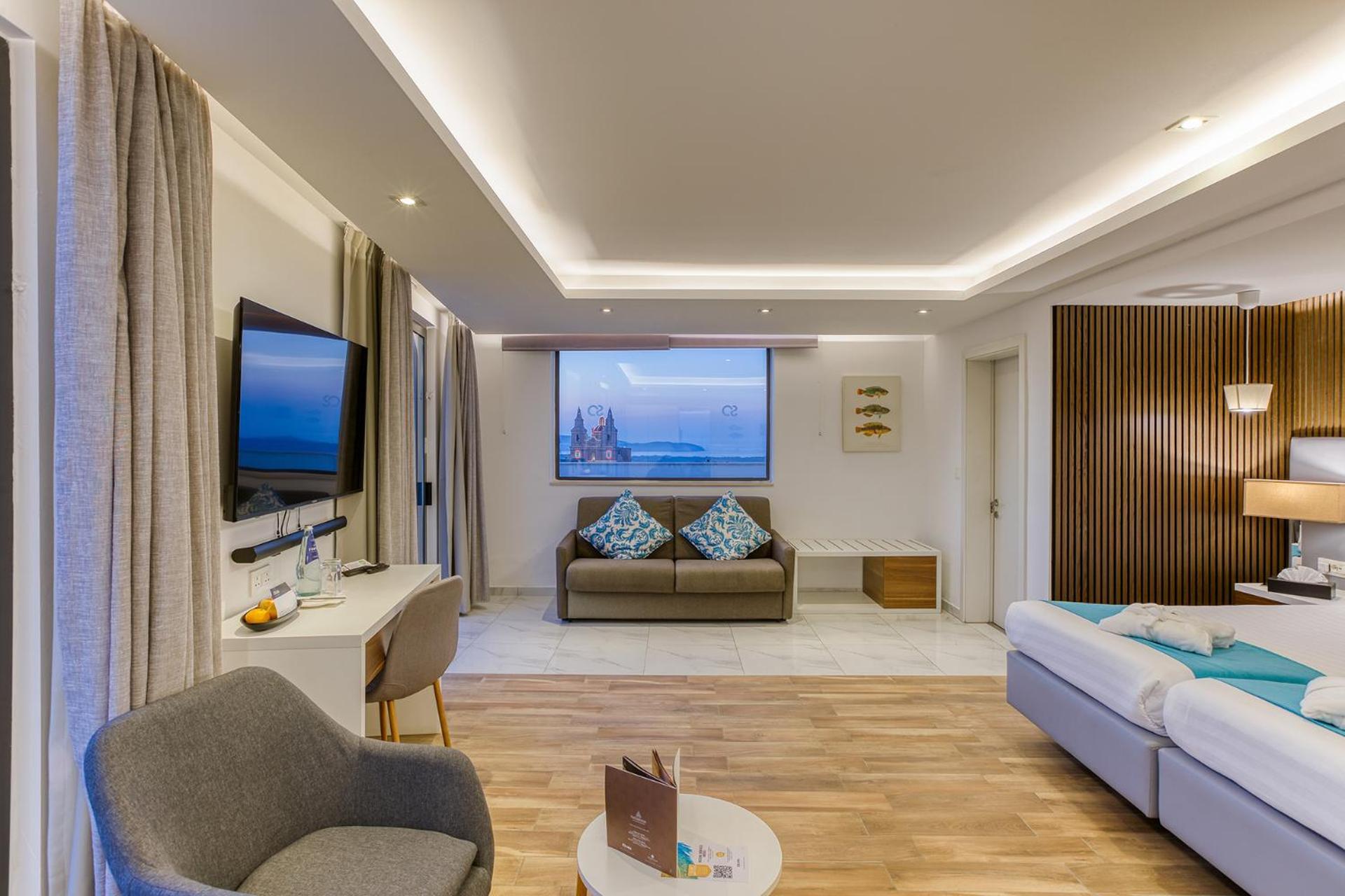 Deluxe Suite,1606043379:JPEG